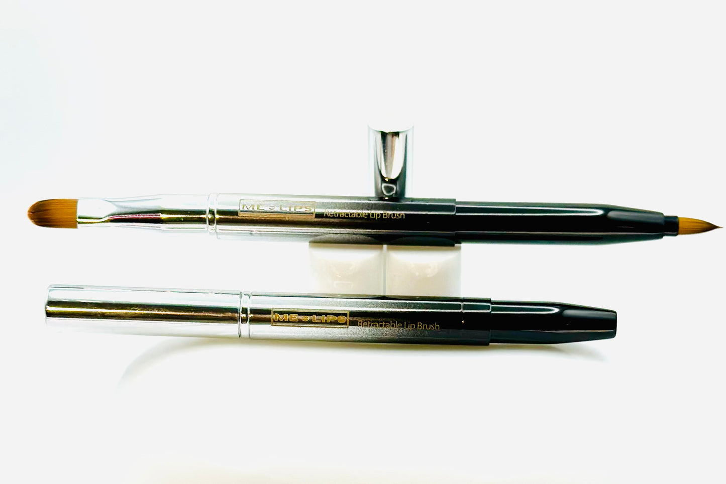 Pre-Order our 2-in-1 Double Ended Lip Brush with Cap