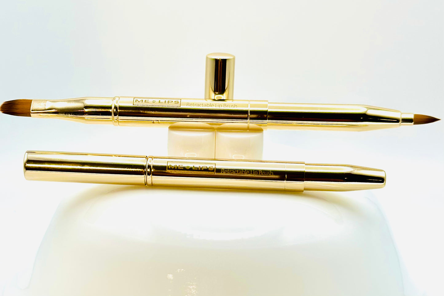 Pre-Order our 2-in-1 Double Ended Lip Brush with Cap