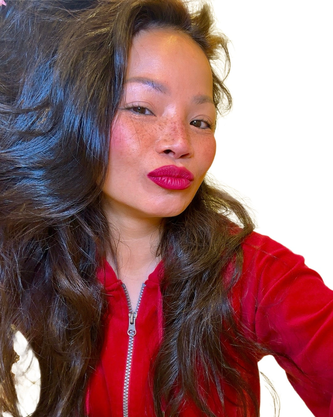 Model wearing 4 in 1 Unique Pink Red Shade #1 by Me-Lips